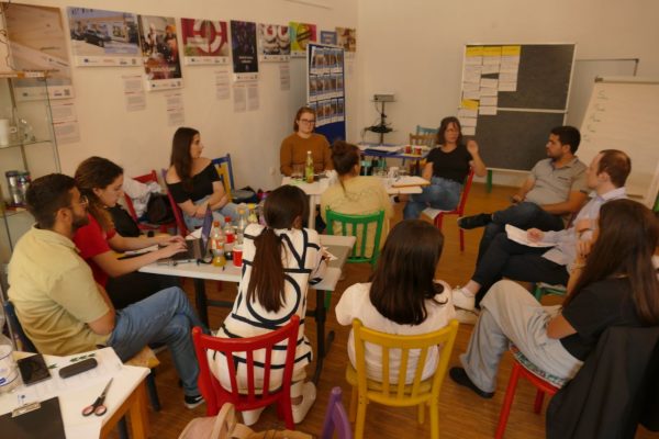 Among us – Combating racism and discrimination among migrants and refugees